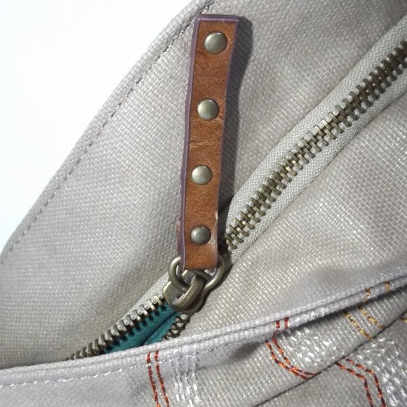 Rampage Fifty-Five Bag, Tan Canvas Tote with Embroidery, Like New! - Picture 12 of 13